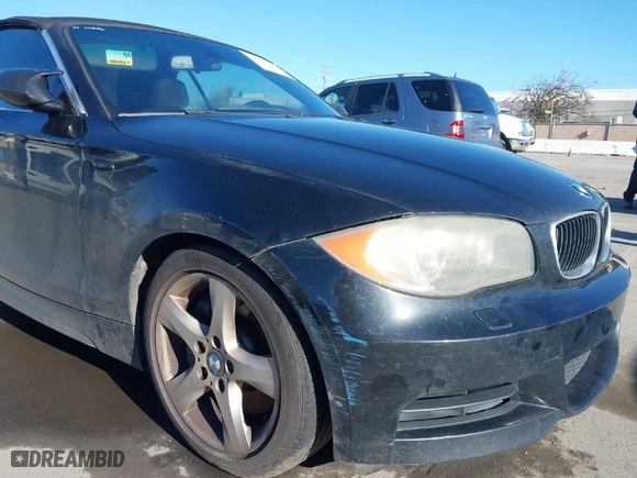 2009 BMW 1 Series 135i with VIN WBAUN93529VK40520, listed as a IAAI auction lot 41266367 with 147,650 mi miles. Bid and sale history available at carsss.com. Image 6.