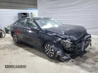 2024 Volkswagen Jetta S z VIN 3VW5M7BU2RM037027, wystawiony jako Copart lot #50875495 z przebiegiem 14 120 mil mil oraz Szkoda całkowita • Salvage title. Historia ofert i sprzedaży dostępna na DreamBid. Obrazek 4.