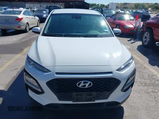 2020 Hyundai Kona SE with VIN KM8K12AA7LU424244, listed as a IAAI auction lot 42081675 with 35,251 mi miles. Bid and sale history available at carsss.com. Image 12.