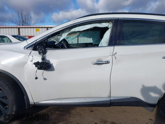 2017 Nissan Murano SL with VIN 5N1AZ2MH5HN204437, listed as a IAAI auction lot 41852350 with 82,545 mi miles and . Bid and sale history available at carsss.com. Image 14.