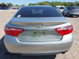 2015 Toyota Camry XLE with VIN 4T1BF1FK9FU909521, listed as a IAAI auction lot 42027895 with 189,682 mi miles and . Bid and sale history available at DreamBid. Image 16.