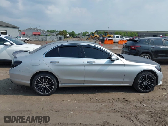2020 Mercedes-Benz C 300 z VIN W1KWF8EB6LR599901, wystawiony jako IAAI lot #42616247 z przebiegiem 74 966 mil mil oraz . Historia ofert i sprzedaży dostępna na DreamBid. Obrazek 13.