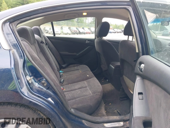2009 Nissan Altima S with VIN 1N4AL21E49N502162, listed as a IAAI auction lot 39969892 with 215,978 mi miles and . Bid and sale history available at DreamBid. Image 8.