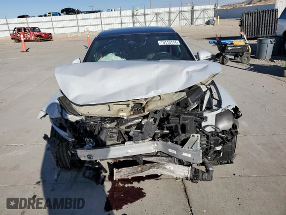 2022 Genesis G70 3.3T with VIN KMTG54TE0NU084403, listed as a Copart auction lot 79113114 with 19,173 mi miles and Salvage Title. Bid and sale history available at DreamBid. Image 5.