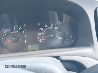 2004 Hyundai Elantra GLS z VIN KMHDN46D64U796686, wystawiony jako IAAI lot #42306228 z przebiegiem Nie podano mil oraz . Historia ofert i sprzedaży dostępna na DreamBid. Obrazek 7.