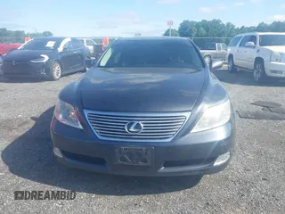 2007 Lexus LS 460 L with VIN JTHGL46F375009134, listed as a IAAI auction lot 42298378 with 131,292 mi miles and . Bid and sale history available at DreamBid. Image 12.