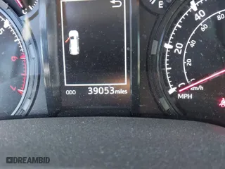 2020 Toyota 4Runner SR5 with VIN JTEBU5JR3L5755668, listed as a IAAI auction lot 41415638 with 39,053 mi miles. Bid and sale history available at carsss.com. Image 15.