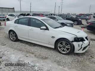 2009 Pontiac G8 with VIN 6G2ER57759L223259, listed as a Copart auction lot 42290015 with 136,056 mi miles and Salvage Title. Bid and sale history available at carsss.com. Image 4.