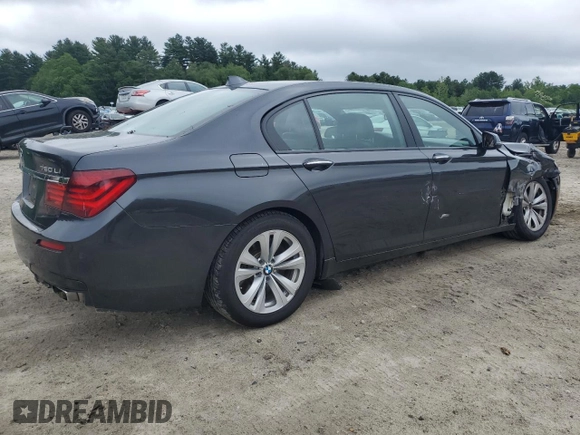 2015 BMW 7 Series 750Li xDrive with VIN WBAYF8C58FD655495, listed as a Copart auction lot 61584405 with 105,249 mi miles and Clean title. Bid and sale history available at DreamBid. Image 3.