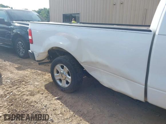 2005 Ford F-150 XL с VIN 1FTRF12235NB08603, выставлен на аукционе IAAI как лот 42294953 с пробегом 166 620 миль миль и . История ставок и продаж доступна на DreamBid. Изображение 6.