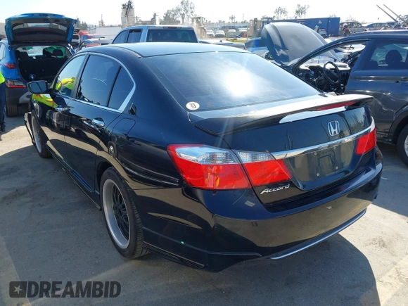 2013 Honda Accord LX z VIN 1HGCR2F34DA063328, wystawiony jako IAAI lot #41851912 z przebiegiem 152 014 mil mil oraz . Historia ofert i sprzedaży dostępna na DreamBid. Obrazek 3.