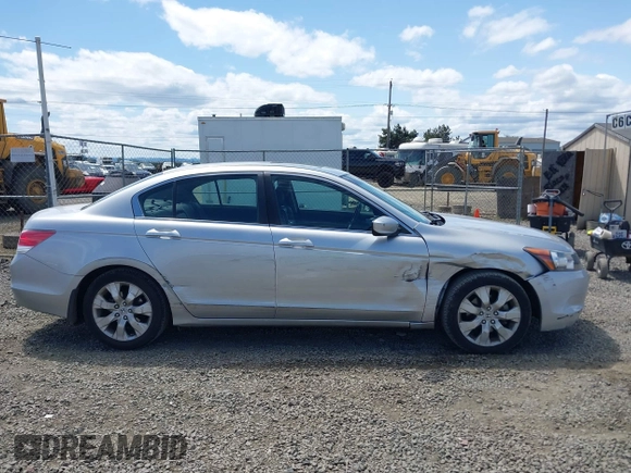 2009 Honda Accord EX-L z VIN JHMCP26809C010037, wystawiony jako IAAI lot #42212880 z przebiegiem 31 520 mil mil oraz . Historia ofert i sprzedaży dostępna na DreamBid. Obrazek 13.