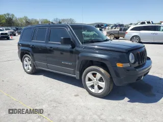 2015 Jeep Patriot Latitude with VIN 1C4NJPFB1FD314763, listed as a Copart auction lot 51809265 with 166,797 mi miles and Clean Title. Bid and sale history available at carsss.com. Image 4.