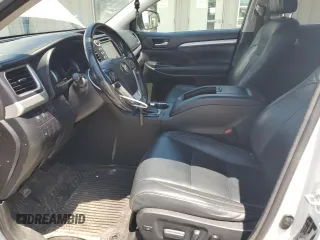 2017 Toyota Highlander XLE with VIN 5TDJZRFH2HS514016, listed as a Copart auction lot 57293565 with 125,738 mi miles and Salvage title. Bid and sale history available at DreamBid. Image 7.