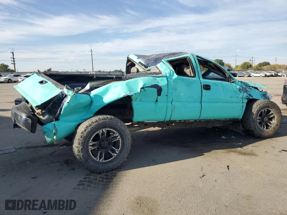 1999 GMC New Sierra 1500 SLE with VIN 2GTEK19T4X1544857, listed as a Copart auction lot 75960104 with 0 mi miles and Salvage Title. Bid and sale history available at carsss.com. Image 3.