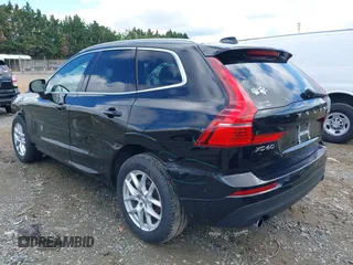 2018 Volvo XC60 Momentum z VIN YV4102RKXJ1002352, wystawiony jako IAAI lot #42260387 z przebiegiem 68 023 mil mil oraz . Historia ofert i sprzedaży dostępna na DreamBid. Obrazek 3.