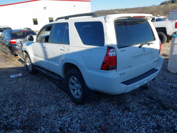 2006 Toyota 4Runner SR5 with VIN JTEBU14R560098877, listed as a IAAI auction lot 41722880 with 212,357 mi miles. Bid and sale history available at carsss.com. Image 3.