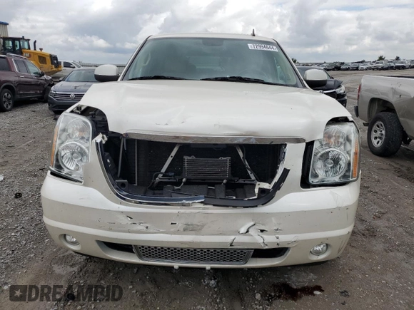 2013 GMC Yukon Denali with VIN 1GKS2EEF8DR185675, listed as a Copart auction lot 72994644 with 141,326 mi miles and Salvage Title. Bid and sale history available at carsss.com. Image 5.