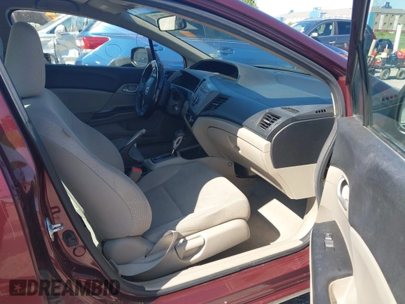 2012 Honda Civic LX z VIN 19XFB2F56CE084744, wystawiony jako IAAI lot #42077087 z przebiegiem 177 263 mil mil oraz . Historia ofert i sprzedaży dostępna na DreamBid. Obrazek 5.