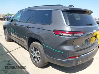 2024 Jeep Grand Cherokee Limited with VIN 1C4RJKBG5R8603504, listed as a IAAI auction lot 41993298 with 33,670 mi miles and . Bid and sale history available at DreamBid. Image 3.