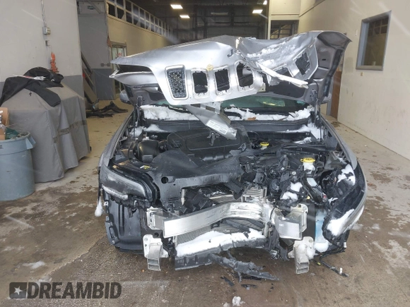 2019 Jeep Cherokee Limited with VIN 1C4PJLDB9KD402913, listed as a IAAI auction lot 40760506 with 106,393 mi miles and . Bid and sale history available at DreamBid. Image 13.
