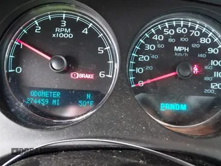 2010 GMC Yukon Denali with VIN 1GKUKEEF8AR104016, listed as a IAAI auction lot 42004250 with 274,459 mi miles. Bid and sale history available at carsss.com. Image 7.