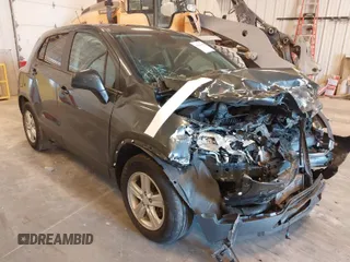 2020 Chevrolet Trax LS with VIN 3GNCJKSB5LL197234, listed as a IAAI auction lot 41821554 with 34,159 mi miles. Bid and sale history available at carsss.com. Image 1.