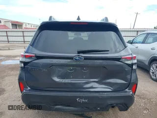 2025 Subaru Forester Premium с VIN JF2SLDDC3SH565991, выставлен на аукционе IAAI как лот 42697615 с пробегом 8 143 миль миль и . История ставок и продаж доступна на DreamBid. Изображение 16.