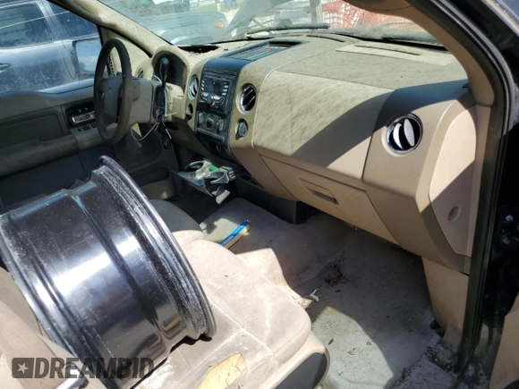 2004 Ford F-150 STX with VIN 1FTRX12W94NC55670, listed as a Copart auction lot 61243845 with 244,562 mi miles and Clean title. Bid and sale history available at DreamBid. Image 8.