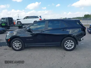 2024 Chevrolet Equinox LS z VIN 3GNAXHEG2RL155399, wystawiony jako IAAI lot #41897926 z przebiegiem 19 544 mil mil oraz . Historia ofert i sprzedaży dostępna na DreamBid. Obrazek 15.