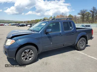 2015 Nissan Frontier Pro-4X with VIN 1N6AD0EV5FN727883, listed as a Copart auction lot 56220515 with 151,877 mi miles and Salvage title. Bid and sale history available at DreamBid. Image 1.