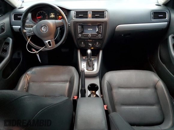2011 Volkswagen Jetta SEL с VIN 3VWLZ7AJ8BM093026, выставлен на аукционе Copart как лот 83118174 с пробегом 138 607 миль миль и Списание • Salvage title. История ставок и продаж доступна на DreamBid. Изображение 8.