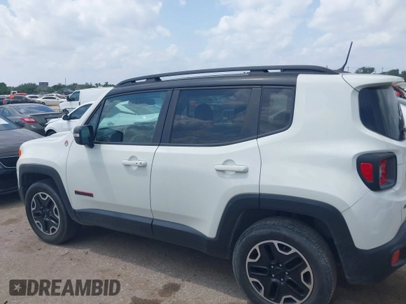 2016 Jeep Renegade Trailhawk with VIN ZACCJBCT7GPD02904, listed as a IAAI auction lot 42162503 with 133,511 mi miles and . Bid and sale history available at carsss.com. Image 14.