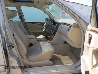 1999 Mercedes-Benz E 320 with VIN WDBJF65H9XA899139, listed as a IAAI auction lot 42154260 with Not Provided miles and . Bid and sale history available at DreamBid. Image 5.