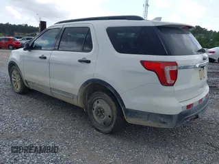 2017 Ford Explorer with VIN 1FM5K7B81HGD39604, listed as a IAAI auction lot 42034589 with 126,218 mi miles and . Bid and sale history available at DreamBid. Image 3.