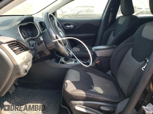 2014 Jeep Cherokee Latitude with VIN 1C4PJLCSXEW320764, listed as a Copart auction lot 83899244 with 140,904 mi miles and Salvage Title. Bid and sale history available at carsss.com. Image 7.
