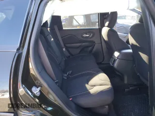 2016 Jeep Cherokee Altitude with VIN 1C4PJMCS2GW309427, listed as a Copart auction lot 88905595 with 175,974 mi miles and Salvage title. Bid and sale history available at DreamBid. Image 11.