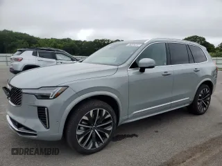 2025 Volvo XC90 Plus с VIN YV4062PB0S1356430, выставлен на аукционе Copart как лот 61463685 с пробегом 7 901 миль миль и Чистый • Clean title. История ставок и продаж доступна на DreamBid. Изображение 1.
