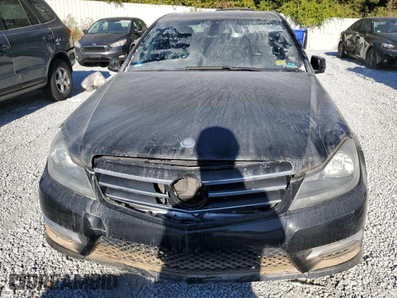 2014 Mercedes-Benz C-Class C 300 Sport with VIN WDDGF8AB5EA893642, listed as a Copart auction lot 71646584 with 0 mi miles and Salvage Title. Bid and sale history available at carsss.com. Image 5.