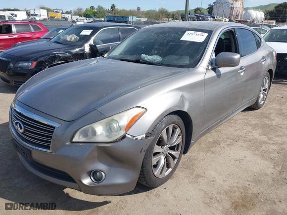 2013 Infiniti M37 with VIN JN1BY1AP1DM510877, listed as a IAAI auction lot 41973598 with 1 mi miles. Bid and sale history available at carsss.com. Image 17.