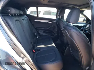 2021 BMW X2 sDrive28i z VIN WBXYH9C04M5S06297, wystawiony jako Copart lot #50768015 z przebiegiem 85 098 mil mil oraz Szkody całkowita. Historia ofert i sprzedaży dostępna na DreamBid. Obrazek 11.