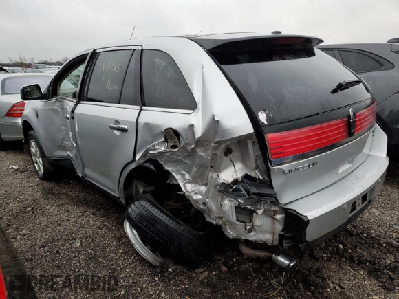 2010 Lincoln MKX with VIN 2LMDJ8JC2ABJ34580, listed as a Copart auction lot 88117285 with 0 mi miles and Salvage Title. Bid and sale history available at carsss.com. Image 2.