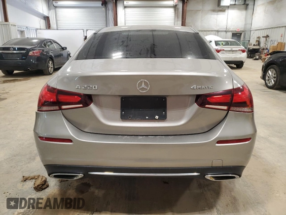2019 Mercedes-Benz A 220 z VIN WDD3G4FB8KW001993, wystawiony jako Copart lot #49063505 z przebiegiem 60 043 mil mil oraz Nie do naprawy • Non repairable. Historia ofert i sprzedaży dostępna na DreamBid. Obrazek 6.