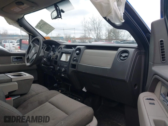 2009 Ford F-150 STX with VIN 1FTRX14WX9FB42387, listed as a IAAI auction lot 41972784 with 212,781 mi miles. Bid and sale history available at carsss.com. Image 5.