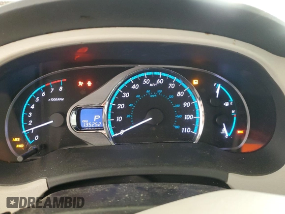 2012 Toyota Sienna XLE с VIN 5TDDK3DC8CS042919, выставлен на аукционе Copart как лот 62644385 с пробегом 135 252 миль миль и Списание • Salvage title. История ставок и продаж доступна на DreamBid. Изображение 9.