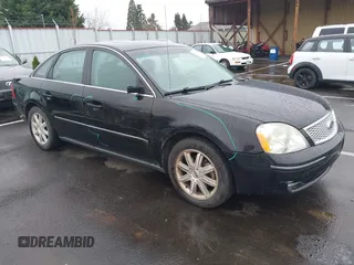 2005 Ford Five Hundred Limited with VIN 1FAHP28175G127971, listed as a IAAI auction lot 41798451 with Not Provided miles. Bid and sale history available at carsss.com. Image 1.