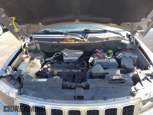 2017 Jeep Compass Sport SE with VIN 1C4NJCBA3HD185854, listed as a IAAI auction lot 42365395 with 100,308 mi miles and . Bid and sale history available at DreamBid. Image 10.