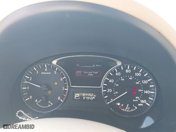 2015 Nissan Altima 2.5 SL with VIN 1N4AL3APXFN333915, listed as a IAAI auction lot 41827483 with 184,452 mi miles. Bid and sale history available at carsss.com. Image 7.