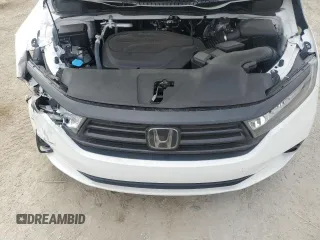 2024 Honda Odyssey Sport with VIN 5FNRL6H72RB024348, listed as a Copart auction lot 44576155 with 8,328 mi miles and Salvage Title. Bid and sale history available at DreamBid. Image 12.