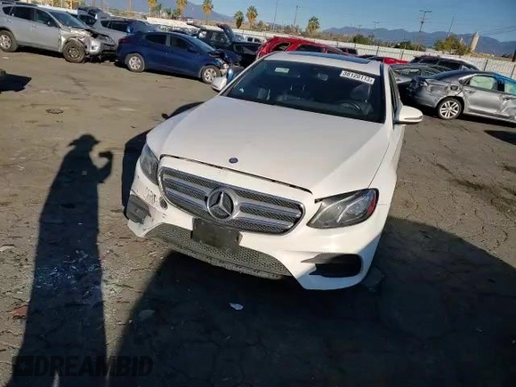 2017 Mercedes-Benz E-Class E 300 Luxury with VIN WDDZF4JB2HA045434, listed as a Copart auction lot 38120113 with 91,292 mi miles. Bid and sale history available at carsss.com. Image 11.